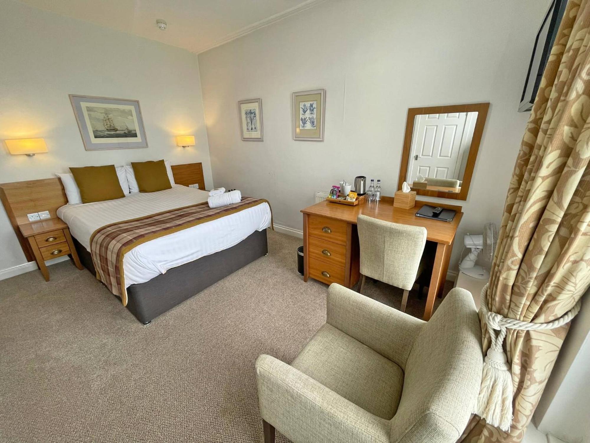 The Glengower Hotel Aberystwyth Exterior foto