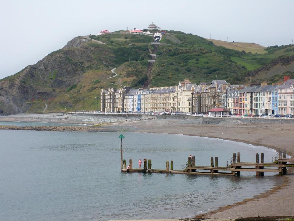 The Glengower Hotel Aberystwyth Exterior foto
